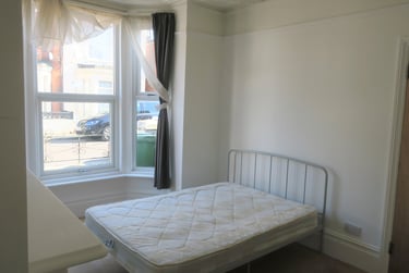 6 bed house, Pains Road, University of Portsmouth, Portsmouth, PO51HE - Image 4