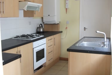 5 bed house, Exmouth Road, Southsea, Portsmouth, PO52QL - Image 3