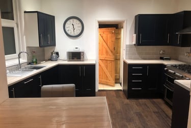 7 bed house, Talbot Road, Fratton, Portsmouth, PO40HG - Image 1