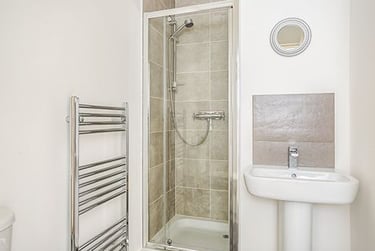 1 bed house, Telephone Road, Fratton, Portsmouth, PO40AZ - Image 3