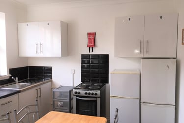 8 bed house, Edmund Road, Southsea, Portsmouth, PO40HZ - Image 4