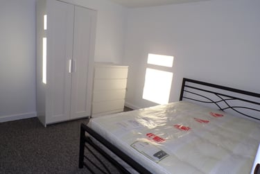 4 bed house, Edmund Road, Southsea, Portsmouth, PO40LL - Image 7