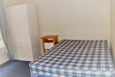 5 bed house, Exmouth Road, Southsea, Portsmouth, PO52QL - Image 4