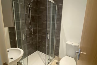 6 bed flat, Osborne Road, Southsea, Portsmouth, PO53LT - Image 5