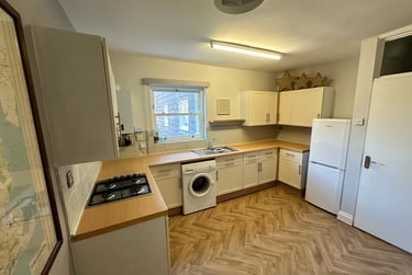 2 bed flat, St. Georges Square, University of Portsmouth, Portsmouth, PO13AR - Image 5