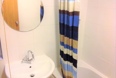 4 bed house, Guildford Road, Fratton, Portsmouth, PO15HX - Image 5