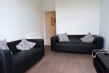 4 bed house, Jubilee Road, Southsea, Portsmouth, PO40JD - Image 1