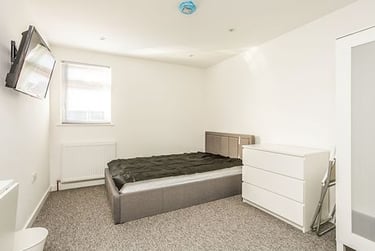 1 bed house, Telephone Road, Fratton, Portsmouth, PO40AZ - Image 5