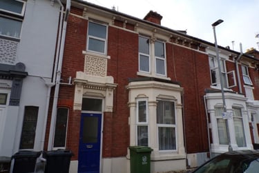 5 bed house, Sheffield Road, Fratton, Portsmouth, PO15DP - Image 1