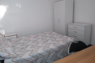 5 bed house, Francis Avenue, Southsea, Portsmouth, PO40HL - Image 6