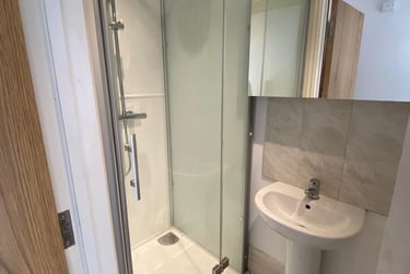 6 bed flat, Osborne Road, Southsea, Portsmouth, PO53LT - Image 7