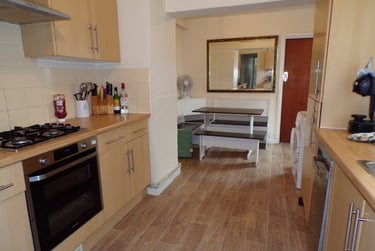 4 bed house, Edmund Road, Southsea, Portsmouth, PO40LL - Image 3