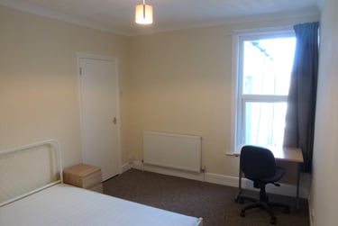 5 bed house, Francis Avenue, Southsea, Portsmouth, PO40HL - Image 8