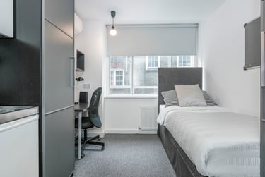 1 bed studio, Herbal Hill, Farringdon, London, EC1R5EJ - Image 1