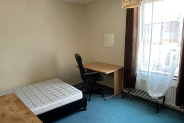 4 bed house, Bath Road, Southsea, Portsmouth, PO40HX - Image 10