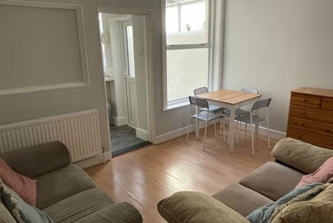 4 bed house, Bath Road, Southsea, Portsmouth, PO40HX - Image 3