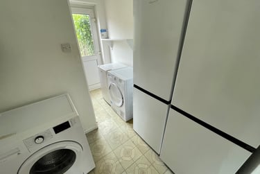 6 bed house, Hillside Avenue, Harbledown, Canterbury, CT28EZ - Image 8