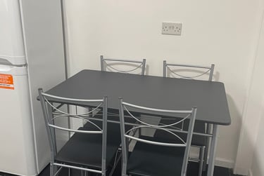 3 bed house, Strawberry Road, Pendleton, Salford, M66PT - Image 9