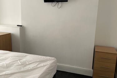 4 bed house, Highfield Road, City Centre, Salford, M65RT - Image 5