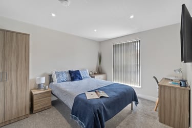 2 bed flat, Marlborough Road, North Hill, Plymouth, PL48LP - Image 2