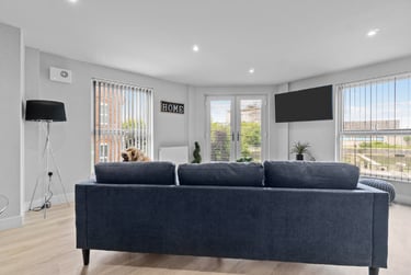 2 bed flat, Marlborough Road, North Hill, Plymouth, PL48LP - Image 2