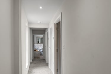 2 bed flat, Marlborough Road, North Hill, Plymouth, PL48LP - Image 2