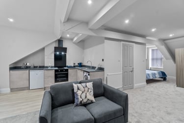 1 bed flat, Bedford Park Villas, Greenbank, Plymouth, PL48HL - Image 1