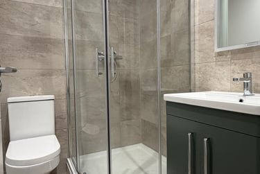 1 bed studio, North Hill, Plymouth, PL48ET - Image 3