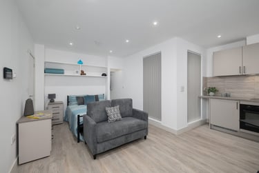 1 bed studio, North Hill, Plymouth, PL48ET - Image 1