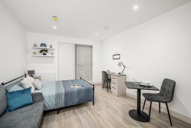 1 bed studio, North Hill, Plymouth, PL48ET - Image 1