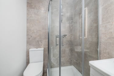 1 bed studio, North Hill, Plymouth, PL48ET - Image 7