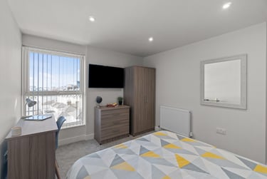 2 bed flat, Marlborough Road, North Hill, Plymouth, PL48LP - Image 3