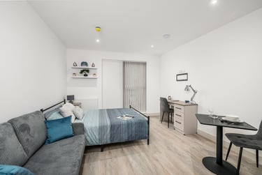 1 bed studio, North Hill, Plymouth, PL48ET - Image 11