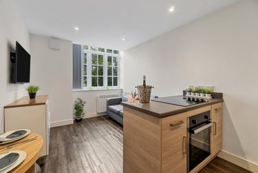 2 bed flat, North Hill, Plymouth, PL48ET - Image 12