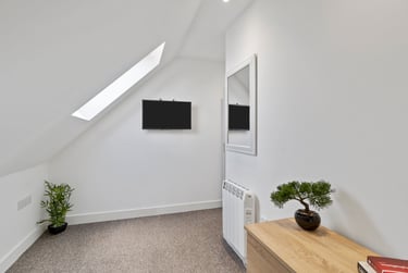 2 bed flat, North Hill, Plymouth, PL48ET - Image 12