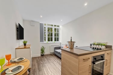 2 bed flat, North Hill, Plymouth, PL48ET - Image 13