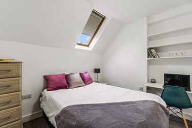 2 bed flat, North Hill, Plymouth, PL48ET - Image 13