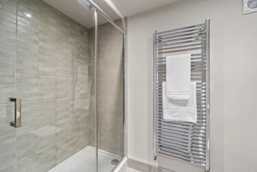 2 bed flat, Marlborough Road, North Hill, Plymouth, PL48LP - Image 4