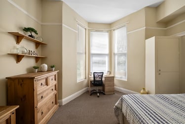 2 bed flat, Lisson Grove, Lipson, Plymouth, PL47DN - Image 9