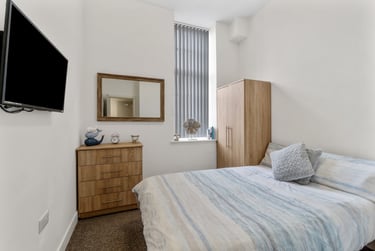 2 bed flat, North Hill, Plymouth, PL48ET - Image 4