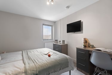 2 bed flat, Armada Street, North Hill, Plymouth, PL48LS - Image 4