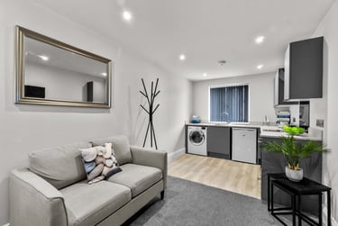 1 bed flat, Bedford Park Villas, Greenbank, Plymouth, PL48HL - Image 1