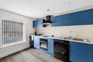 1 bed flat, North Hill, Greenbank, Plymouth, PL48JT - Image 2