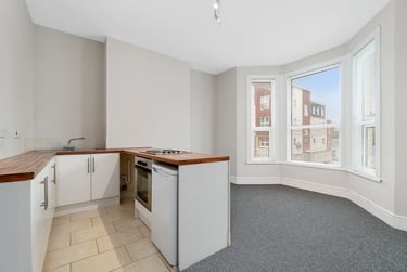 1 bed flat, Grenville Road, Prince Rock, Plymouth, PL49QA - Image 6