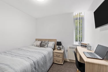 2 bed flat, North Hill, Plymouth, PL48ET - Image 6