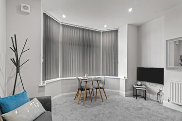 1 bed flat, Bedford Park Villas, Greenbank, Plymouth, PL48HL - Image 2