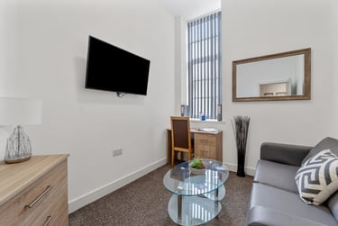 2 bed flat, North Hill, Plymouth, PL48ET - Image 9