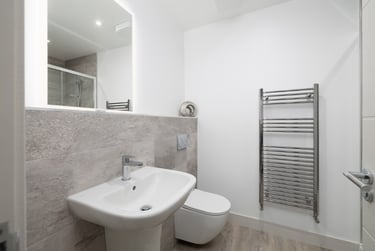 1 bed studio, North Hill, Plymouth, PL48ET - Image 8