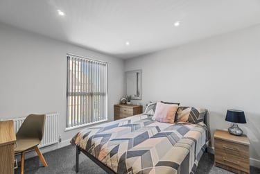 2 bed flat, Marlborough Road, North Hill, Plymouth, PL48LP - Image 11