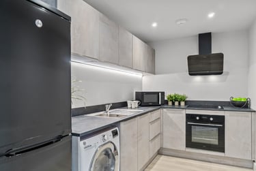 2 bed flat, Marlborough Road, North Hill, Plymouth, PL48LP - Image 10